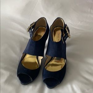 Nine West blue shoes